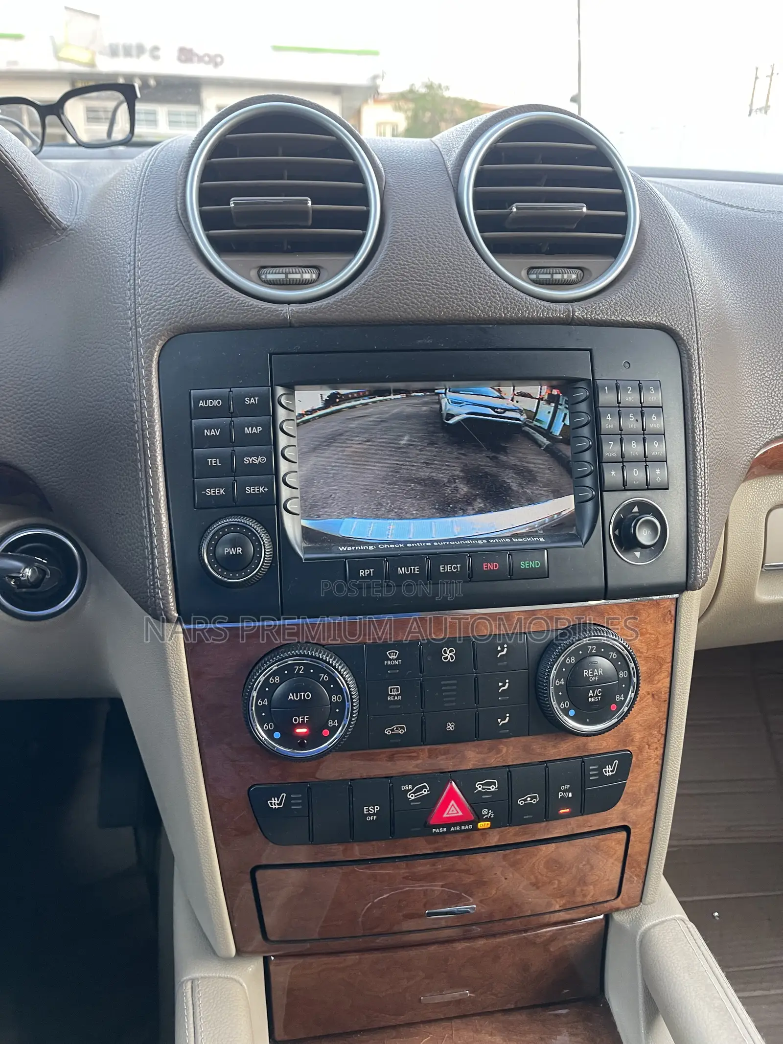 Mercedes-Benz GL-Class 2006 Gold