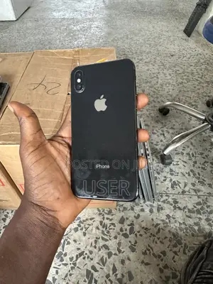 Apple iPhone X 64 GB Black