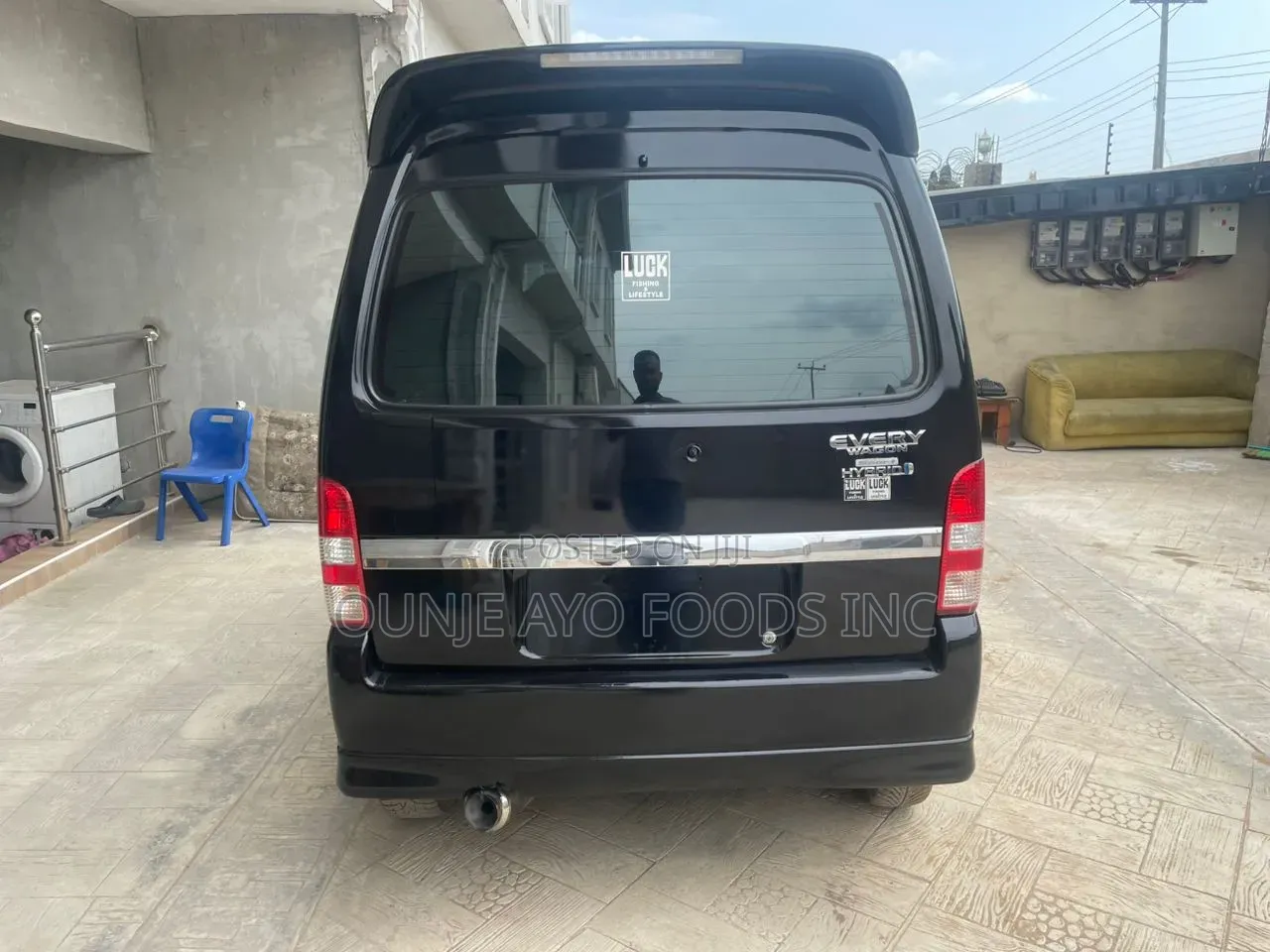 New Bus 2012 Black