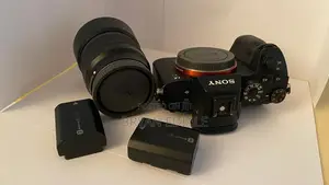 Sony A7riii and 50mm F1.8 Lens