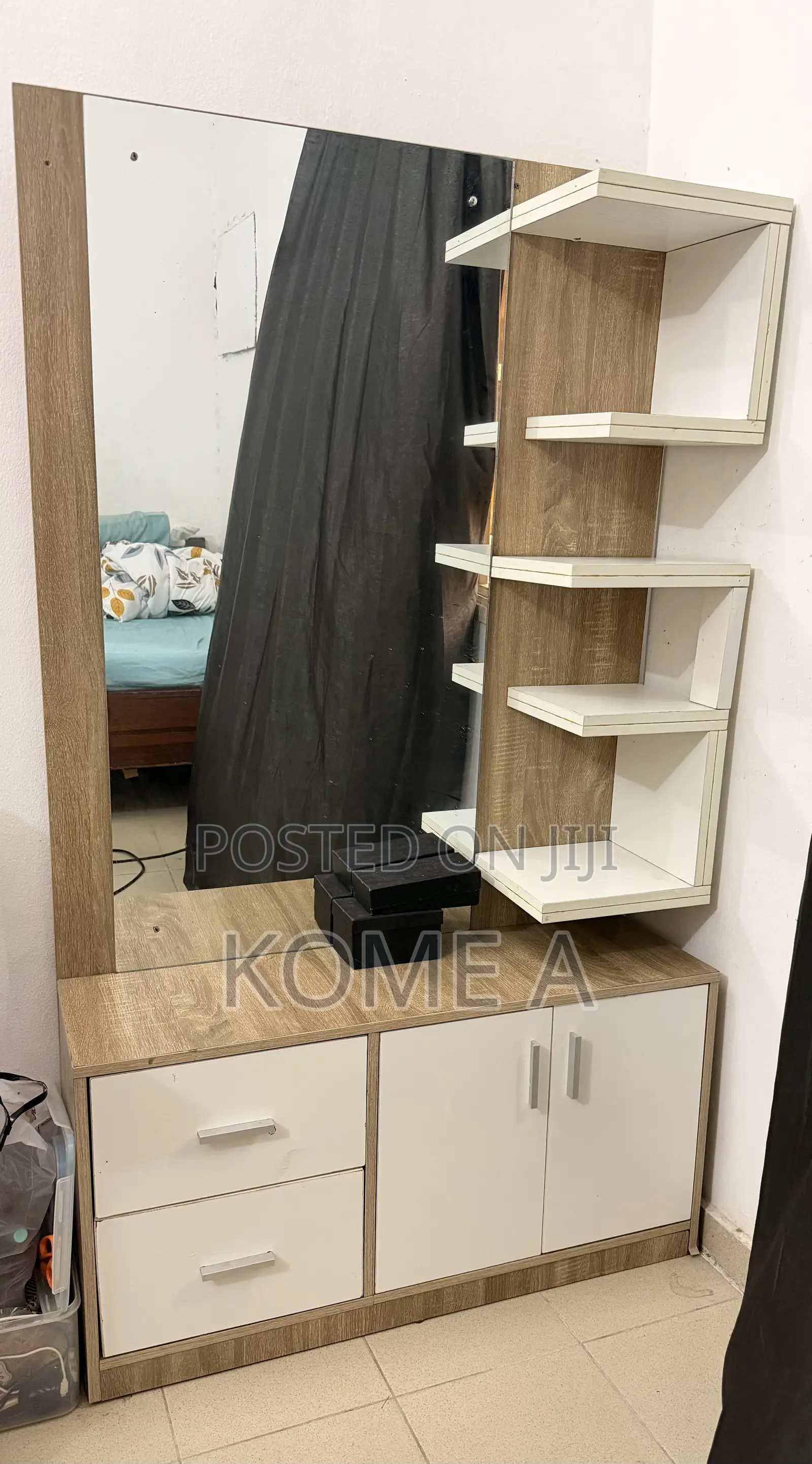 Bedroom Dressing Mirror