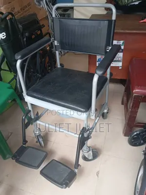 Commode Wheelchair