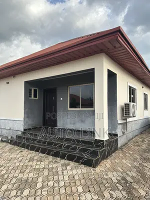 3bdrm Bungalow in Enugu State for sale