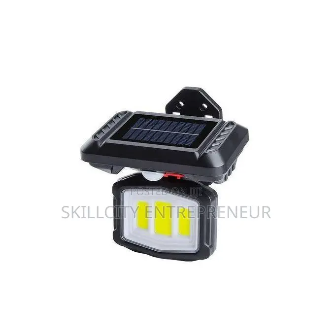 3 Bulbs Solar Rechargeable Outdoor Light