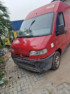 Citroen Jumper 2011 Red