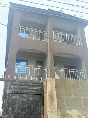 Mini Flat in Shomolu for sale