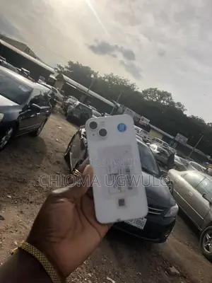 Apple iPhone 13 256 GB White