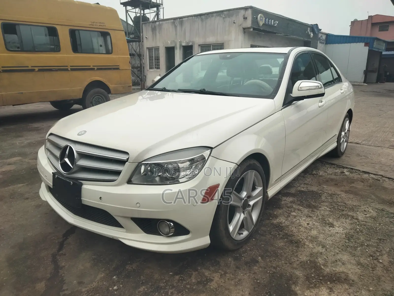 Mercedes-Benz C300 2009 White