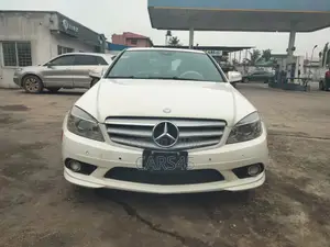 Mercedes-Benz C300 2009 White