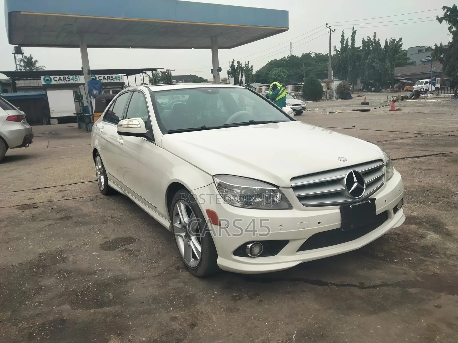 Mercedes-Benz C300 2009 White