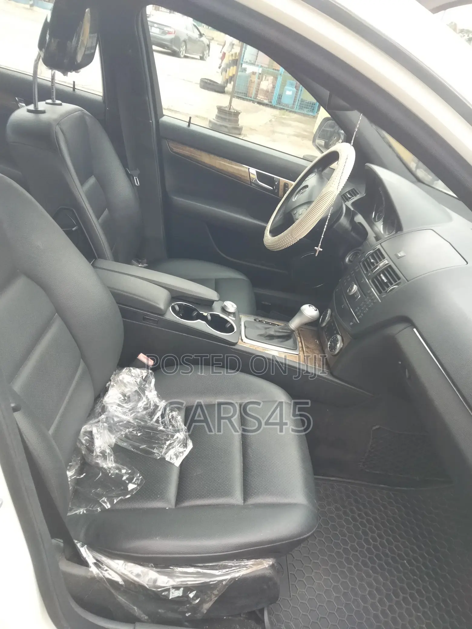 Mercedes-Benz C300 2009 White