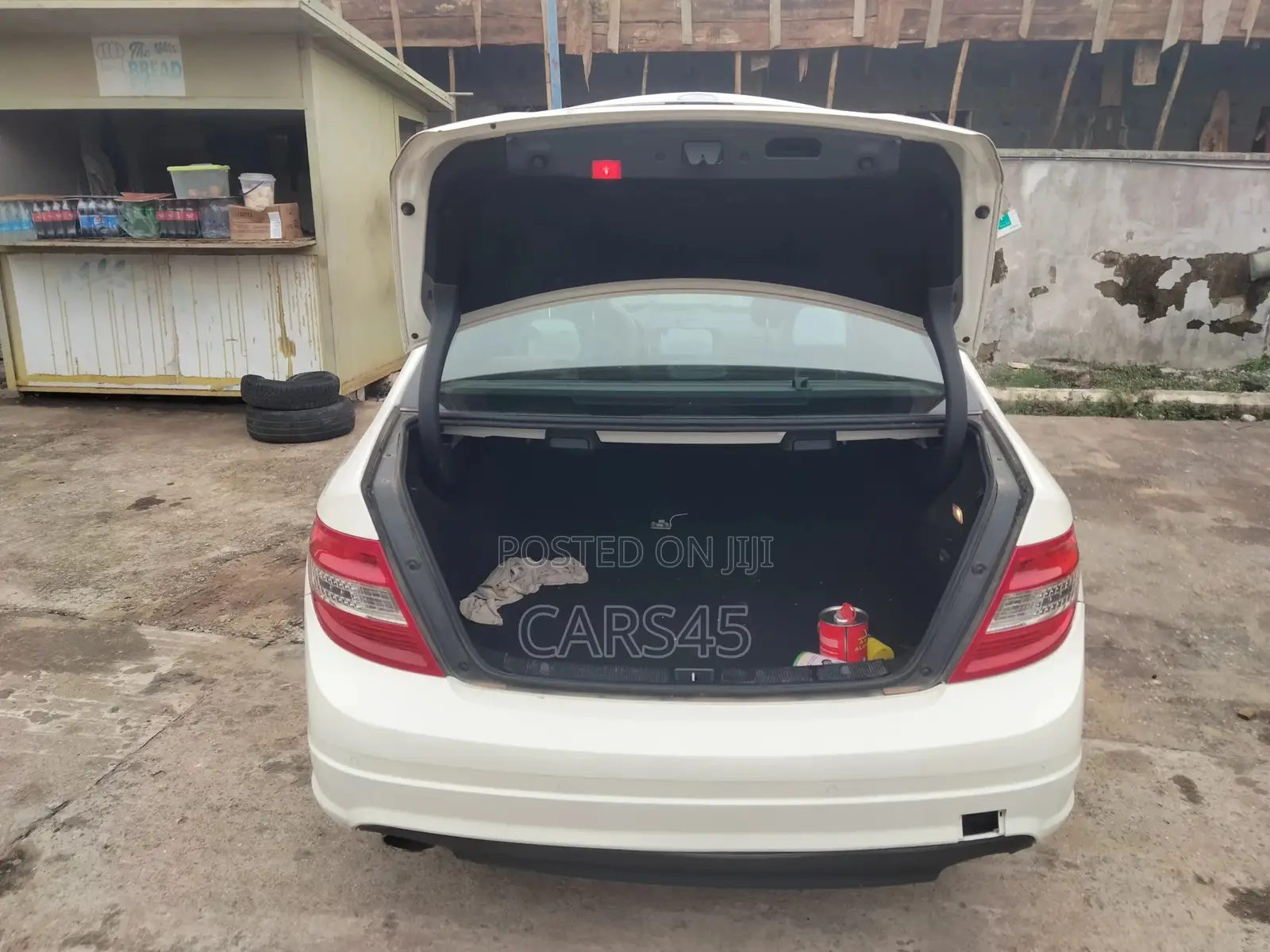 Mercedes-Benz C300 2009 White