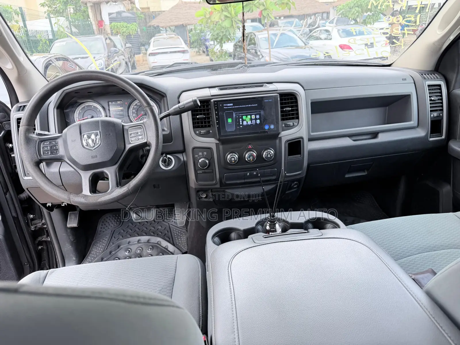 RAM 1500 2018 Black