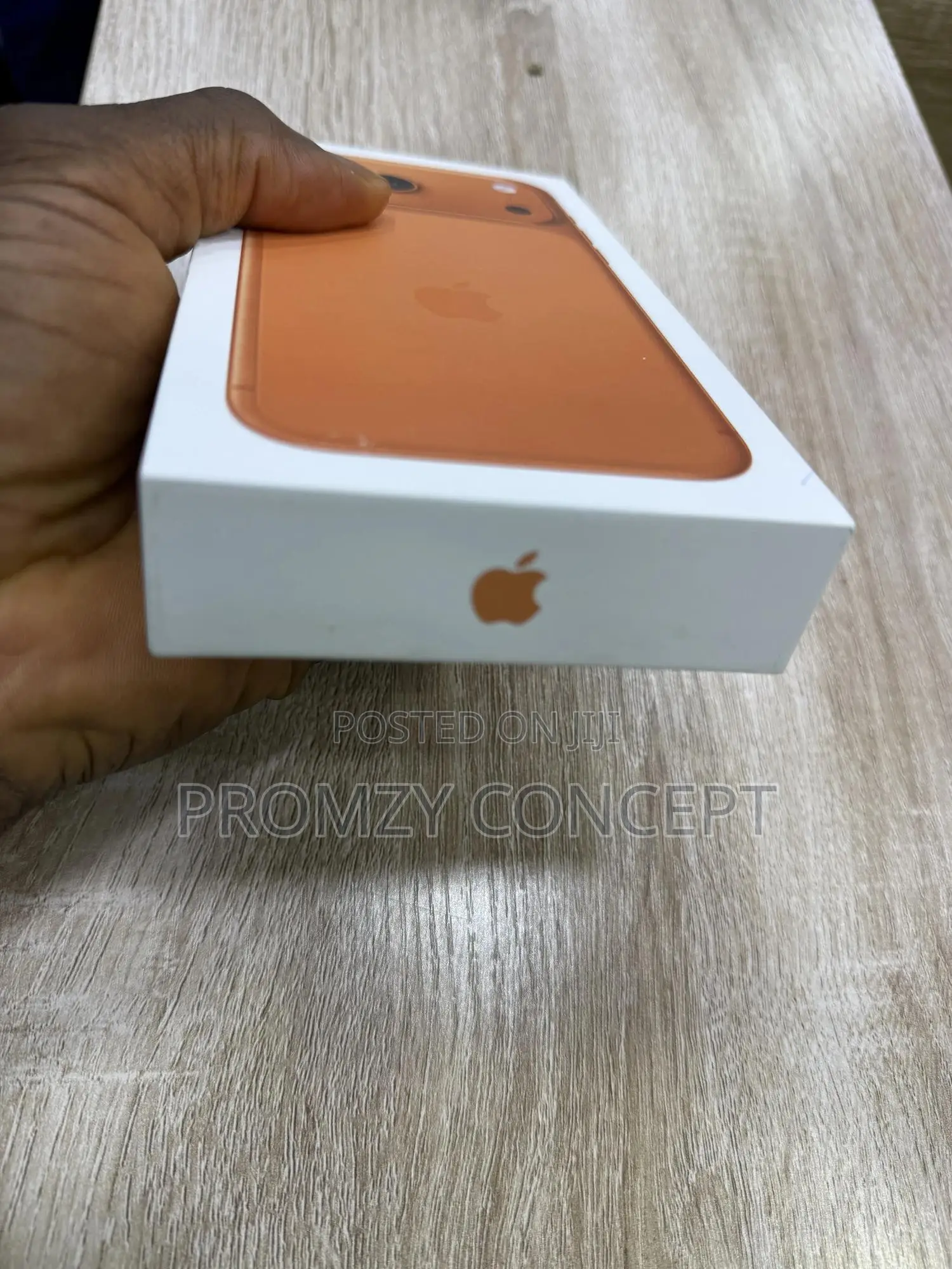 New Apple iPhone 17 Pro Max 1 TB Orange