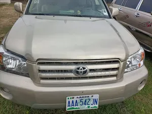 Toyota Highlander 2006 Gold