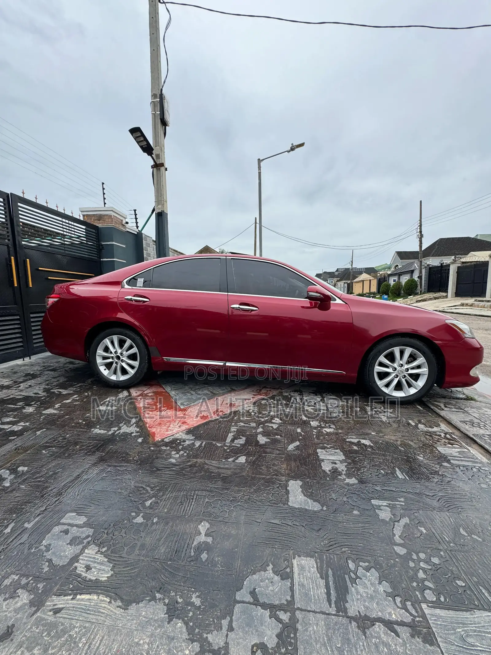 Lexus ES 350 2012 Red