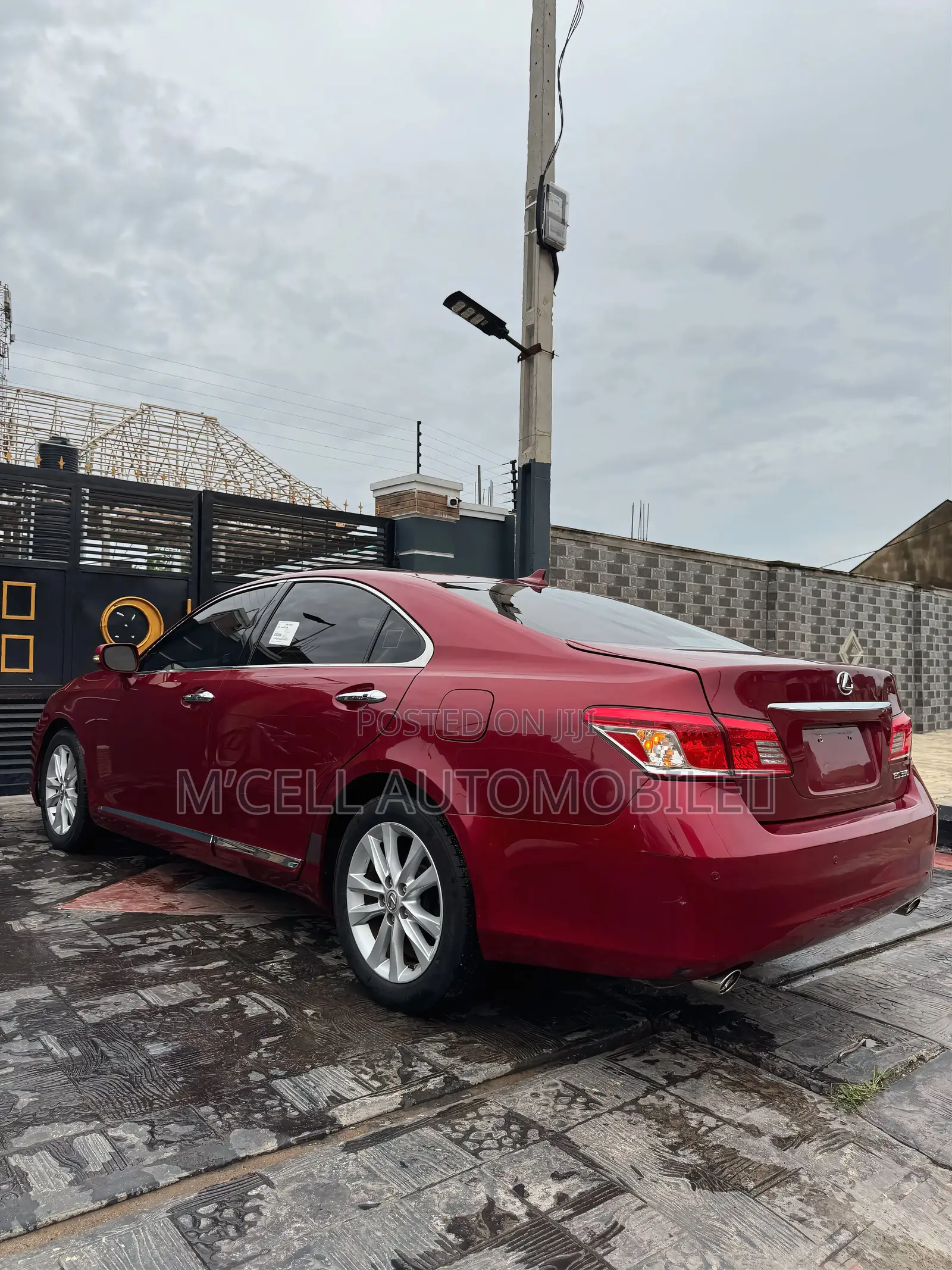 Lexus ES 350 2012 Red