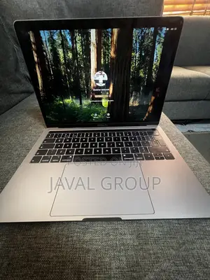 Laptop Apple MacBook 2018 16GB Intel Core i7 SSD 256GB