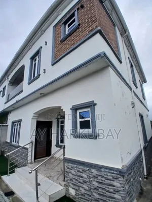 4bdrm Duplex in Olokonla Estate for rent