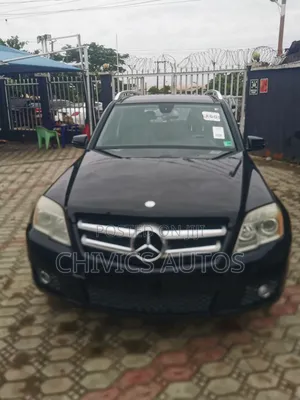 Mercedes-Benz GLK-Class 2010 Black