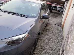Toyota Corolla 2017 Gray