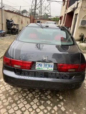 Honda Accord Automatic 2005 Gray