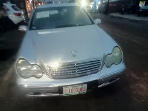Mercedes-Benz C180 2004 Silver