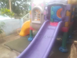 Qitele Playground Castle
