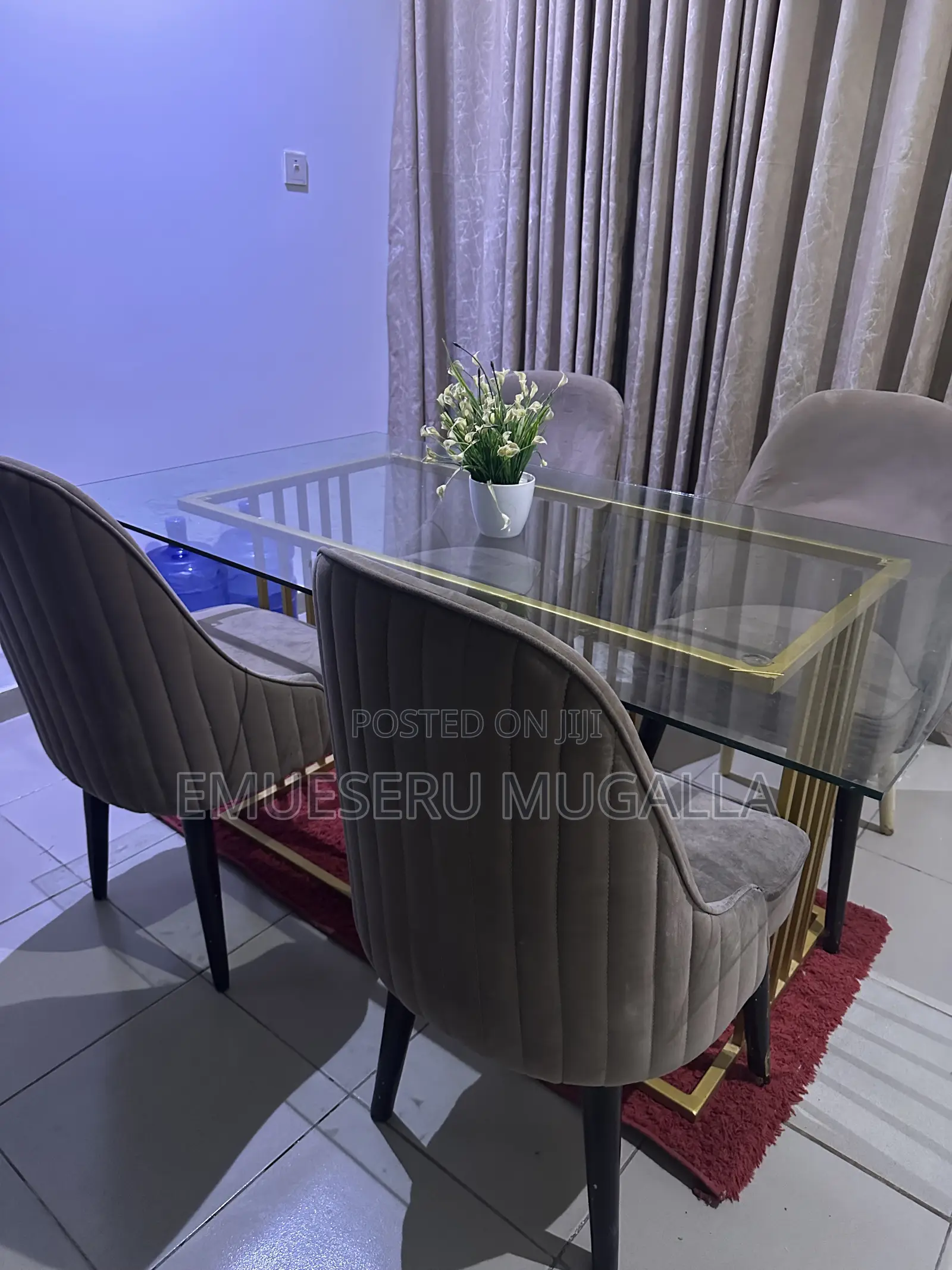 Dinning Table
