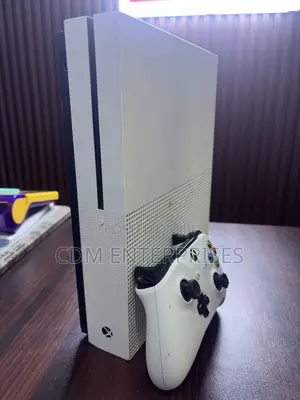 Uk Used Xbox One S With 1 Controller 10 Games