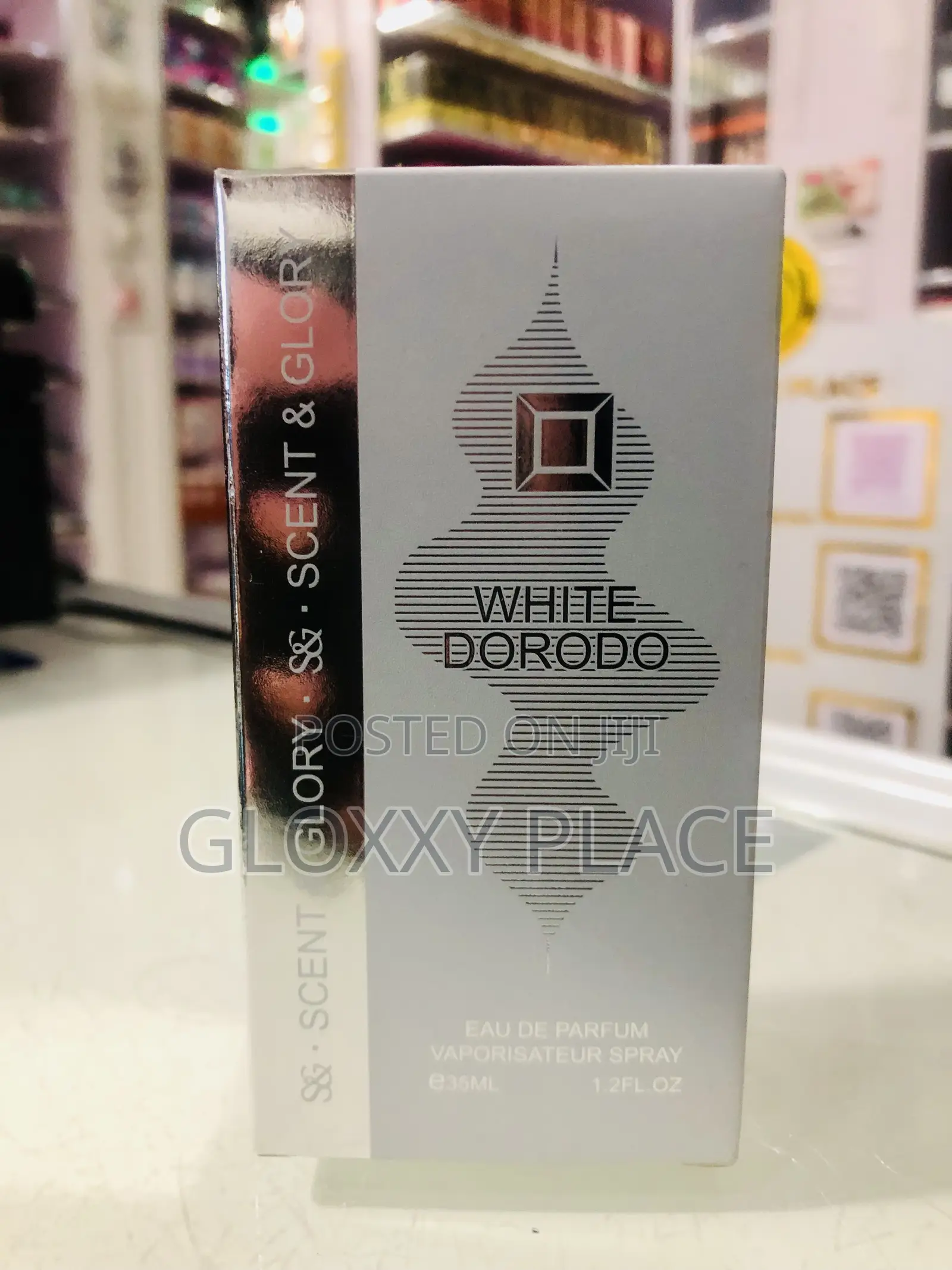 White Dorodo Scent Glory Perfume