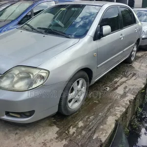 Toyota Corolla 1.6 Sedan Automatic 2002 Silver