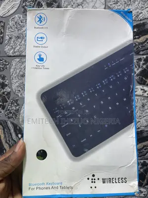 Wireless Bluetooth Keyboard for Phone and Tablets