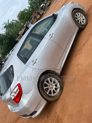 Toyota Matrix 2011 Silver