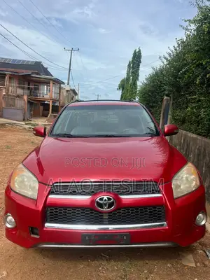Toyota RAV4 Limited 2009 Red