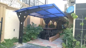 Moderate Carport