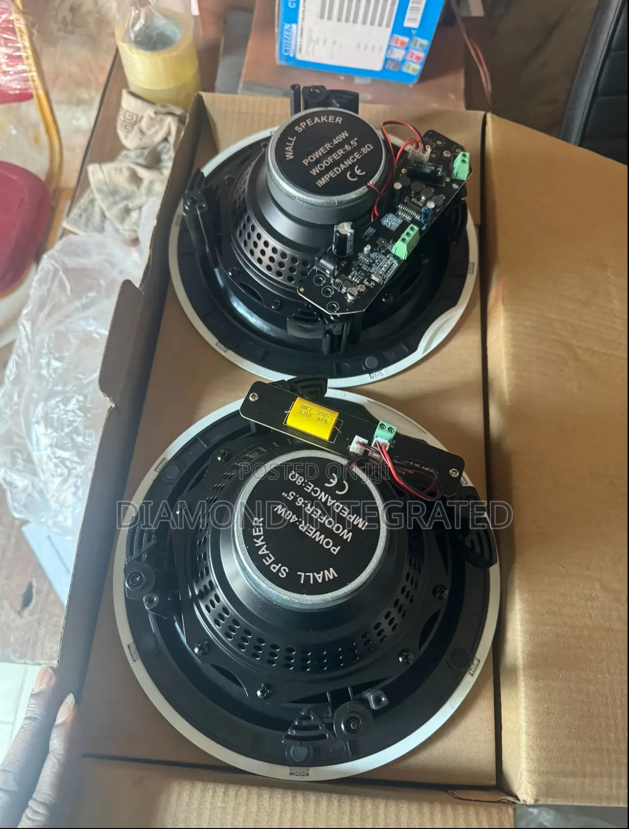 Frameless Russound 2 in 1 Ceiling Speaker