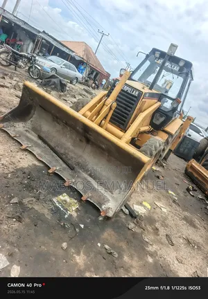 Clean 428b Backhoe