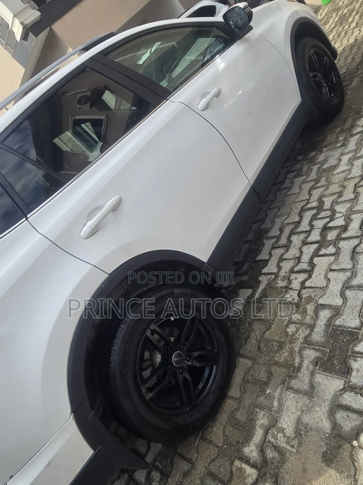 Toyota RAV4 2017 White
