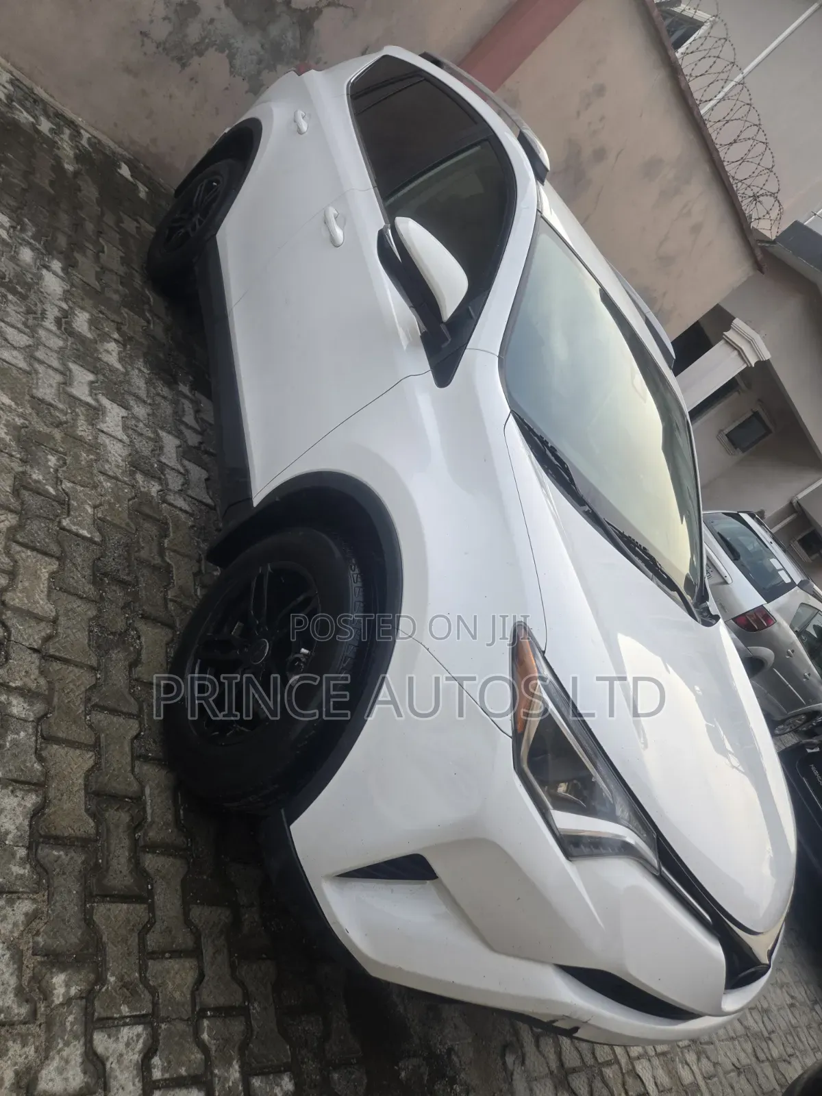 Toyota RAV4 2017 White