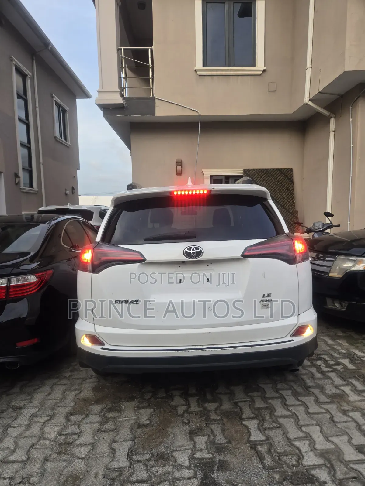Toyota RAV4 2017 White