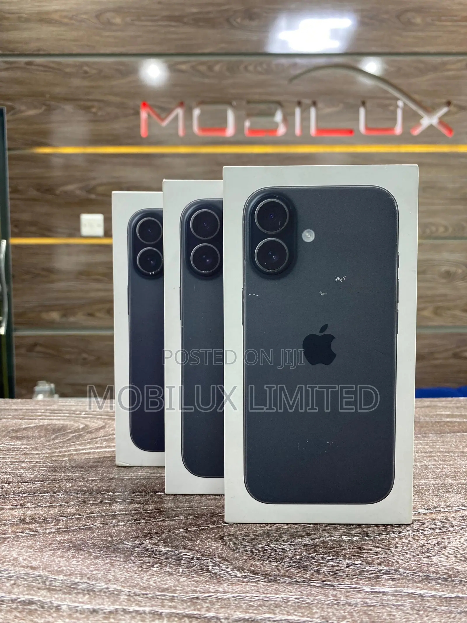 New Apple iPhone 17 256 GB Black