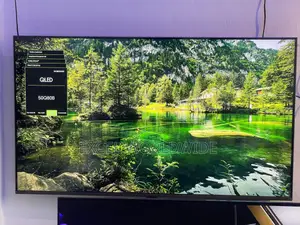 New Unboxed 2022 50” Samsung Qled Smart Tv With Voice Command .