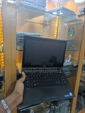 Laptop Dell Latitude 12 5289 16GB Intel Core i7 SSD 256GB