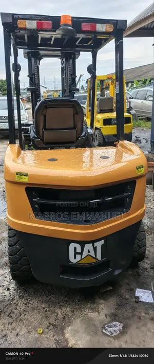 Clean 3tons Forklift