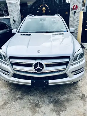 Mercedes-Benz GL-Class GL450 4MATIC 4dr SUV AWD (4.7L 8cyl Turbo 7A)