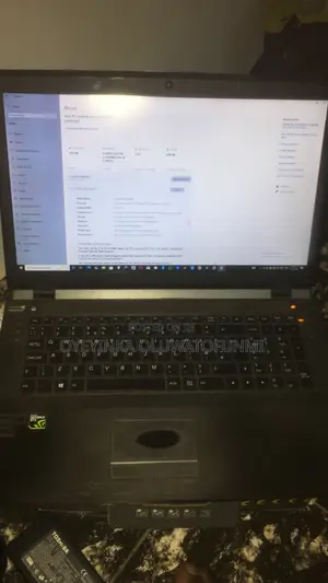 Laptop Clevo P17SM 8GB Intel Core i7 HDD 700GB