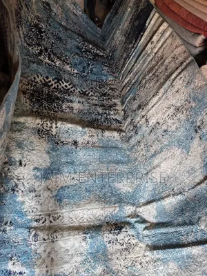 8 by 10 Center Rug