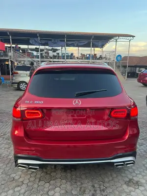 Mercedes-Benz GLC-Class 2018 Red