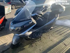Piaggio Scooter 2014 Gray